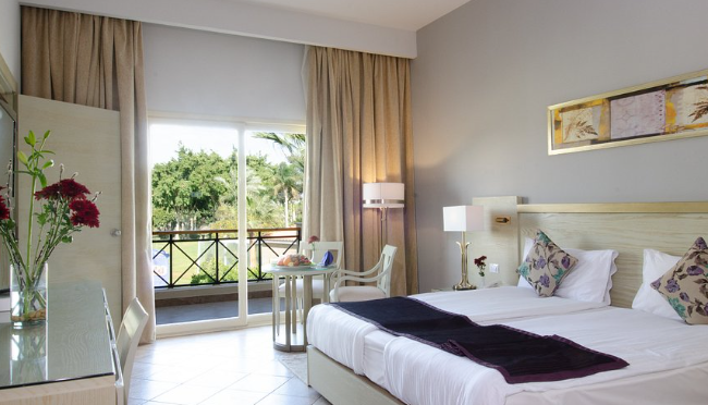 Swiss INN Pyramids Golf Resort